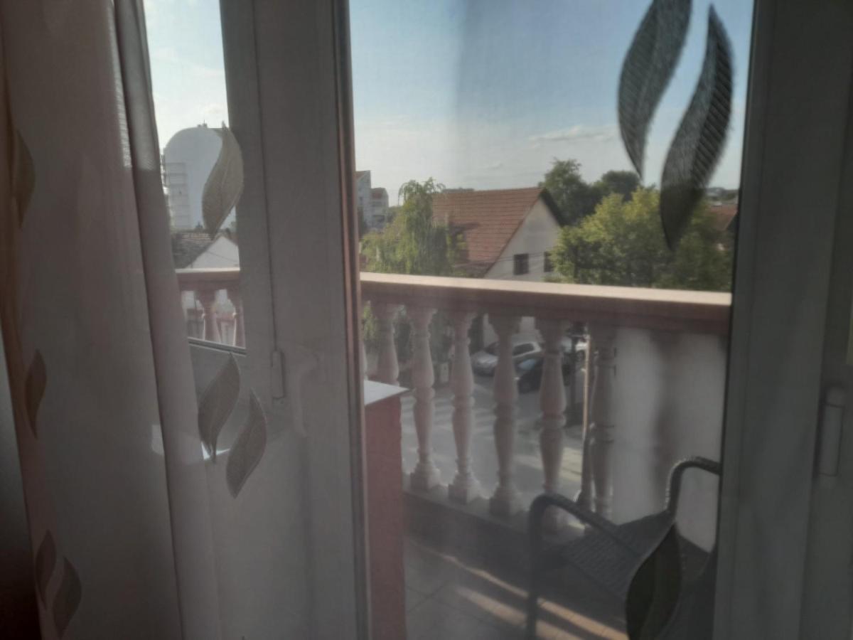 Apartamento Nikola Ns2 Novi Sad Exterior foto