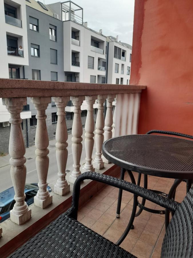 Apartamento Nikola Ns2 Novi Sad Exterior foto